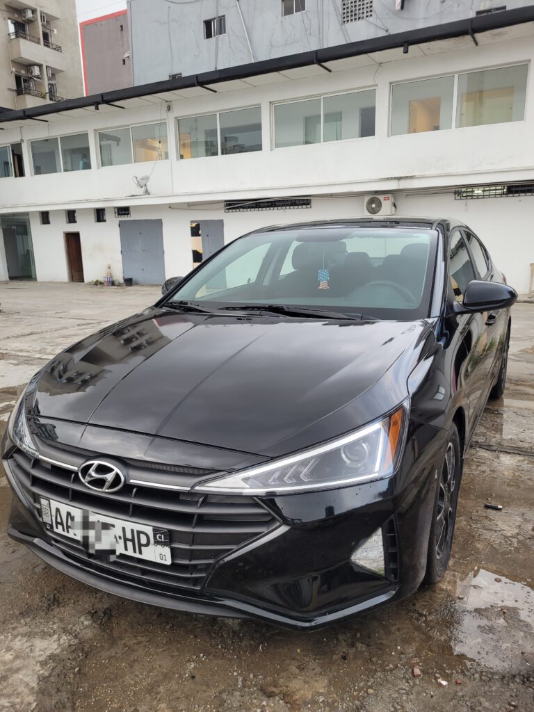 Hyundai Elantra à vendre Abidjan - Voiture Côte d'Ivoire