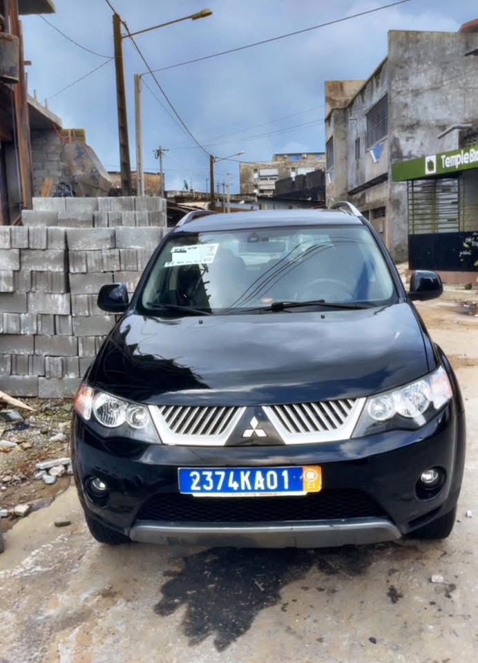 Mitsubishi Outlander à vendre Abidjan - Voiture Côte d'Ivoire