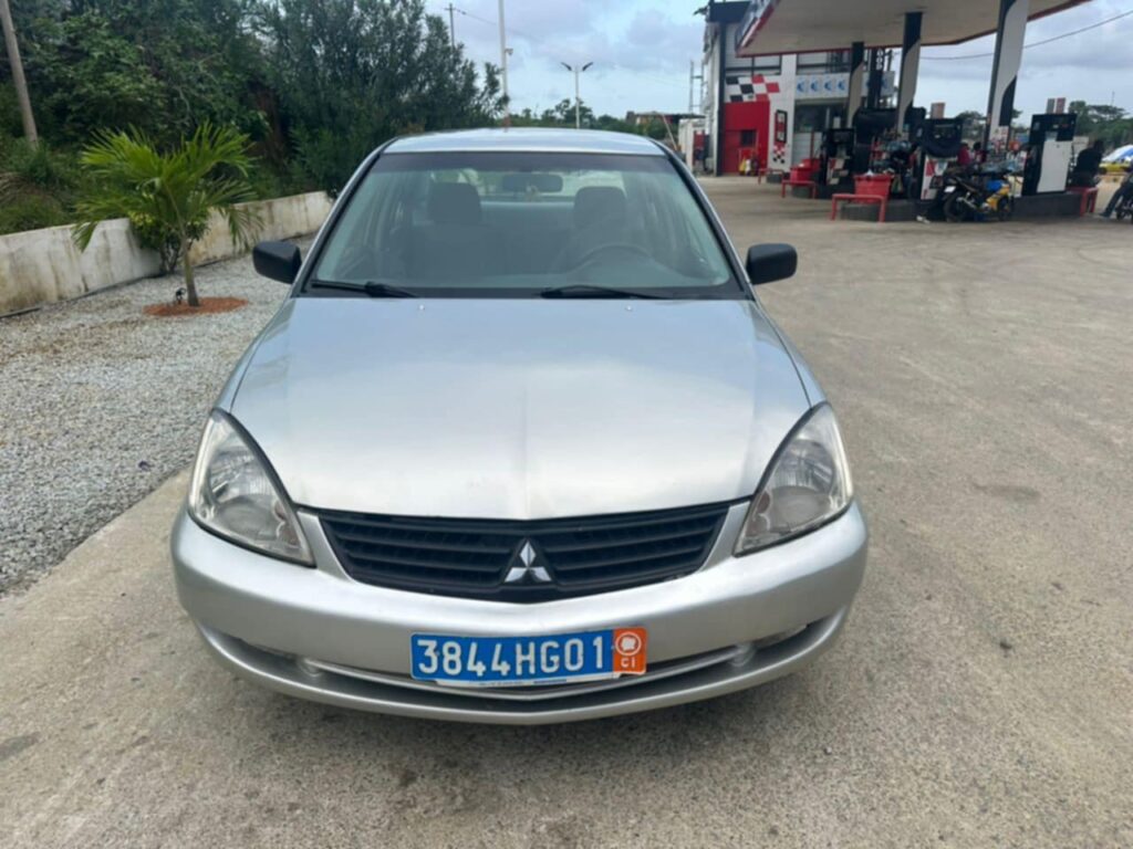 Mitsubishi Lancer à vendre - Voiture Côte d'Ivoire