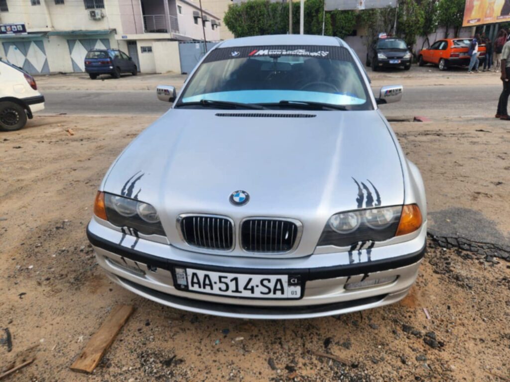 BMW E 64 à vendre Abidjan - Voiture Côte d'Ivoire