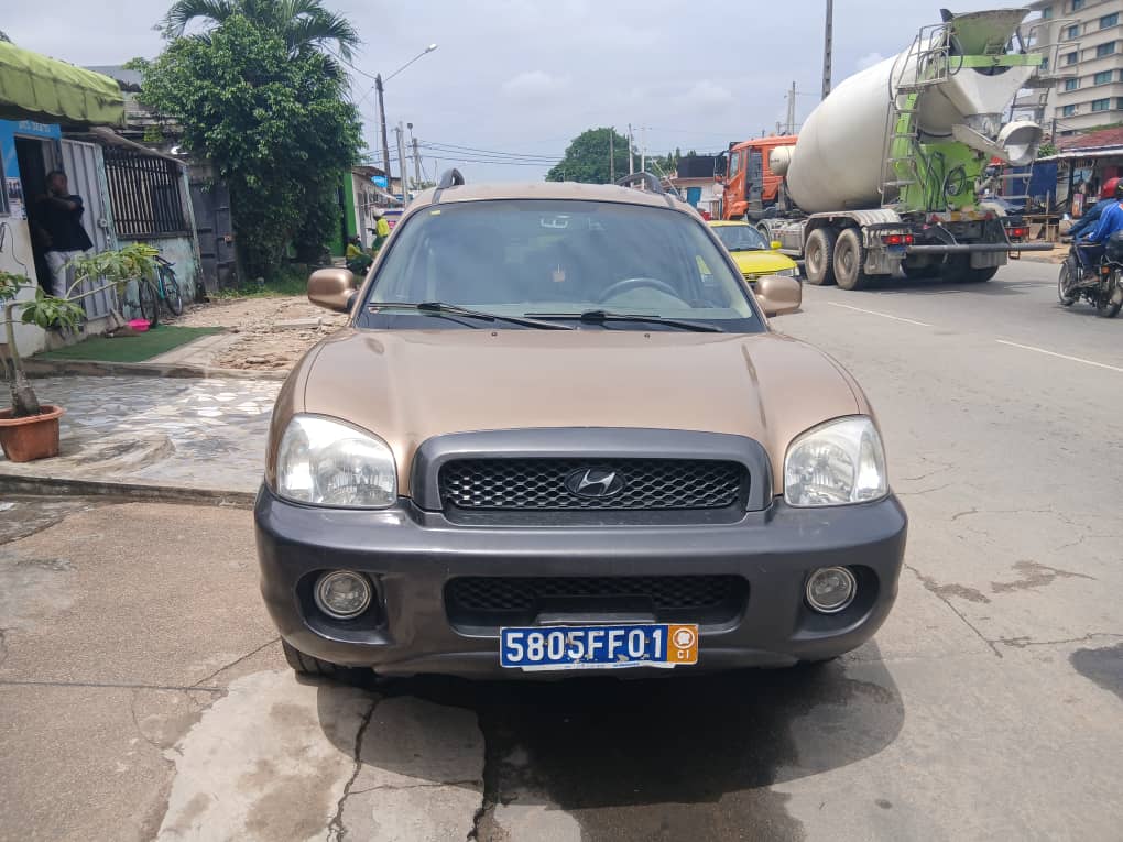 Hyundai Santafe à vendre Abidjan - Voiture Côte d'Ivoire