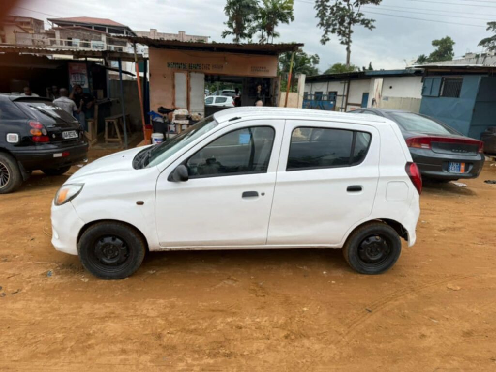 Suzuki Alto à vendre Abidjan - Voiture Côte d'Ivoire