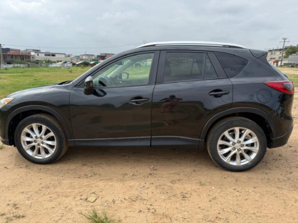 Madza Cx5 à vendre Abidjan - Voiture Côte d'Ivoire