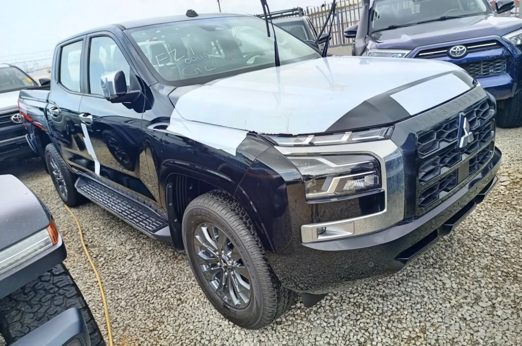 Mitsubishi L200 à vendre Abidjan - Voiture Côte d'Ivoire