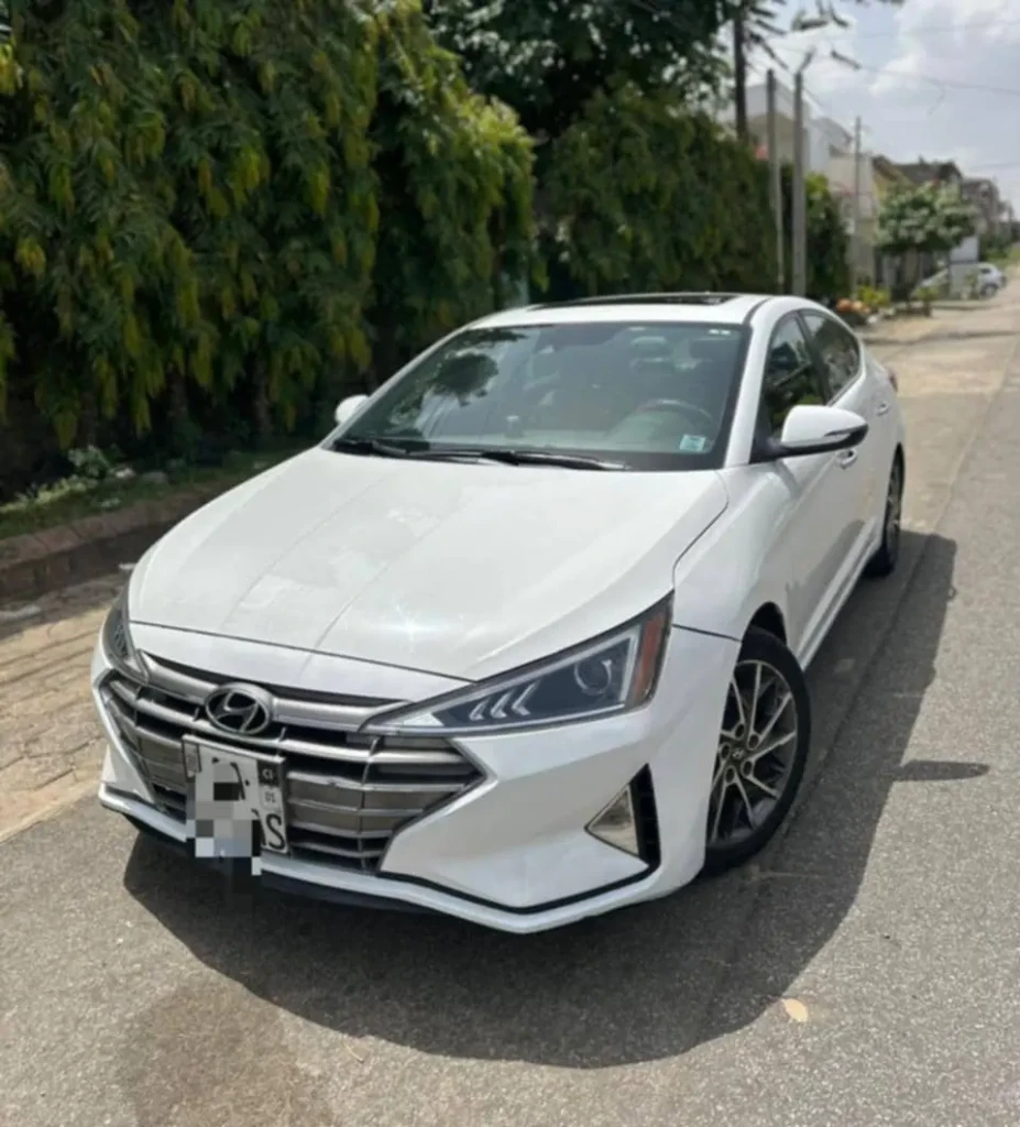 Hyundai Elantra à vendre Abidjan - Voiture Côte d'Ivoire