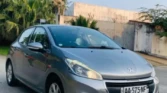 Peugeot 208 à vendre Abidjan - Voiture Côte d'Ivoire