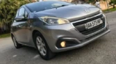 Peugeot 208 à vendre Abidjan - Voiture Côte d'Ivoire