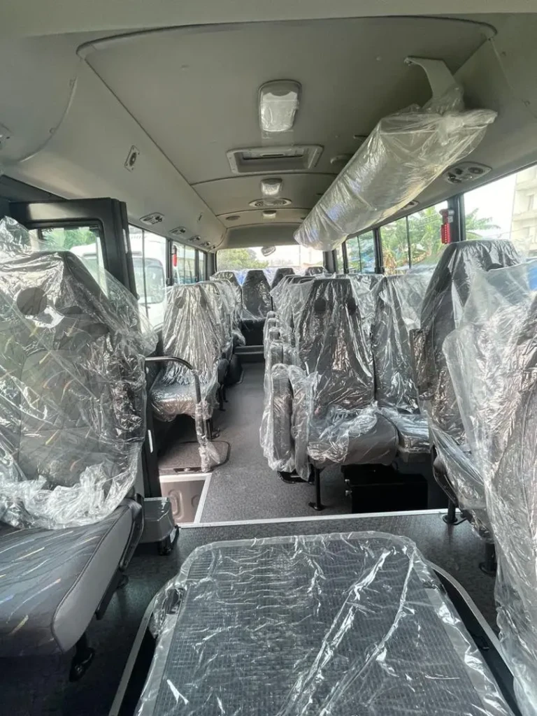 Toyota COASTER à vendre Abidjan - Voiture Côte d'Ivoire