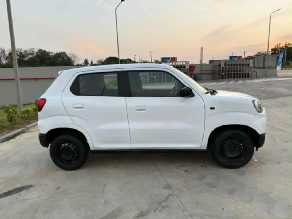 Suzuki Expresso à vendre Abidjan - Voiture Côte d'Ivoire