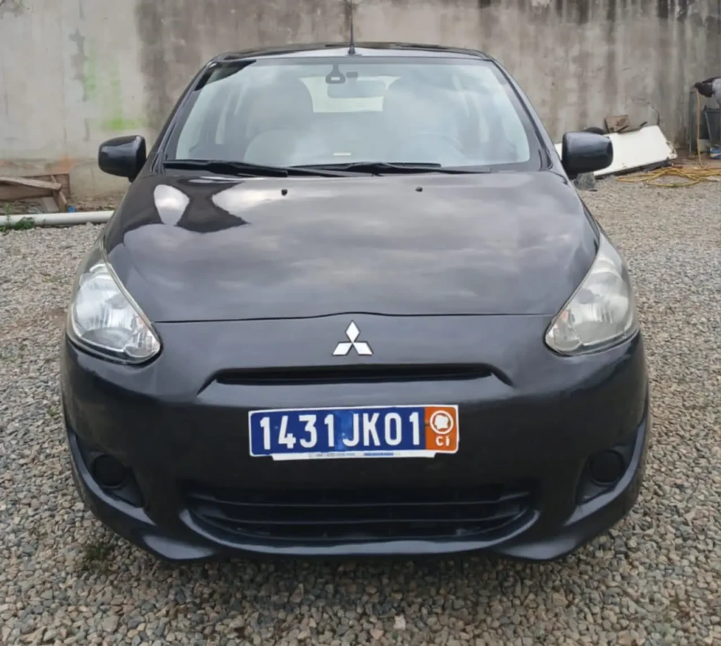 Mitsubishi Mirage à vendre Abidjan - Voiture Côte d'Ivoire