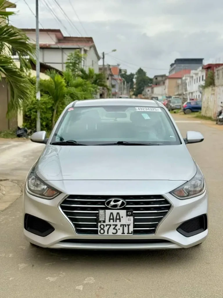 Hyundai Accent à vendre Abidjan - Voiture Côte d'Ivoire