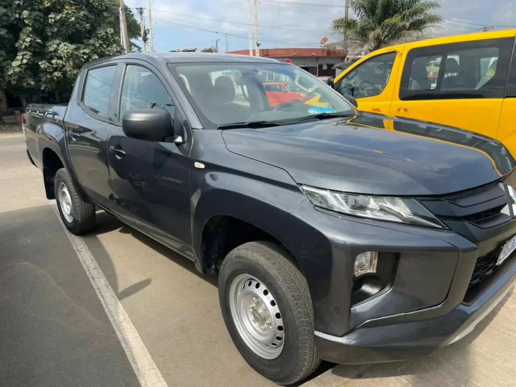 Mitsubishi L200 à vendre Abidjan - Voiture Côte d'Ivoire