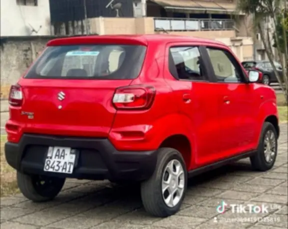 Suzuki Expresso à vendre Abidjan - Voiture Côte d'Ivoire