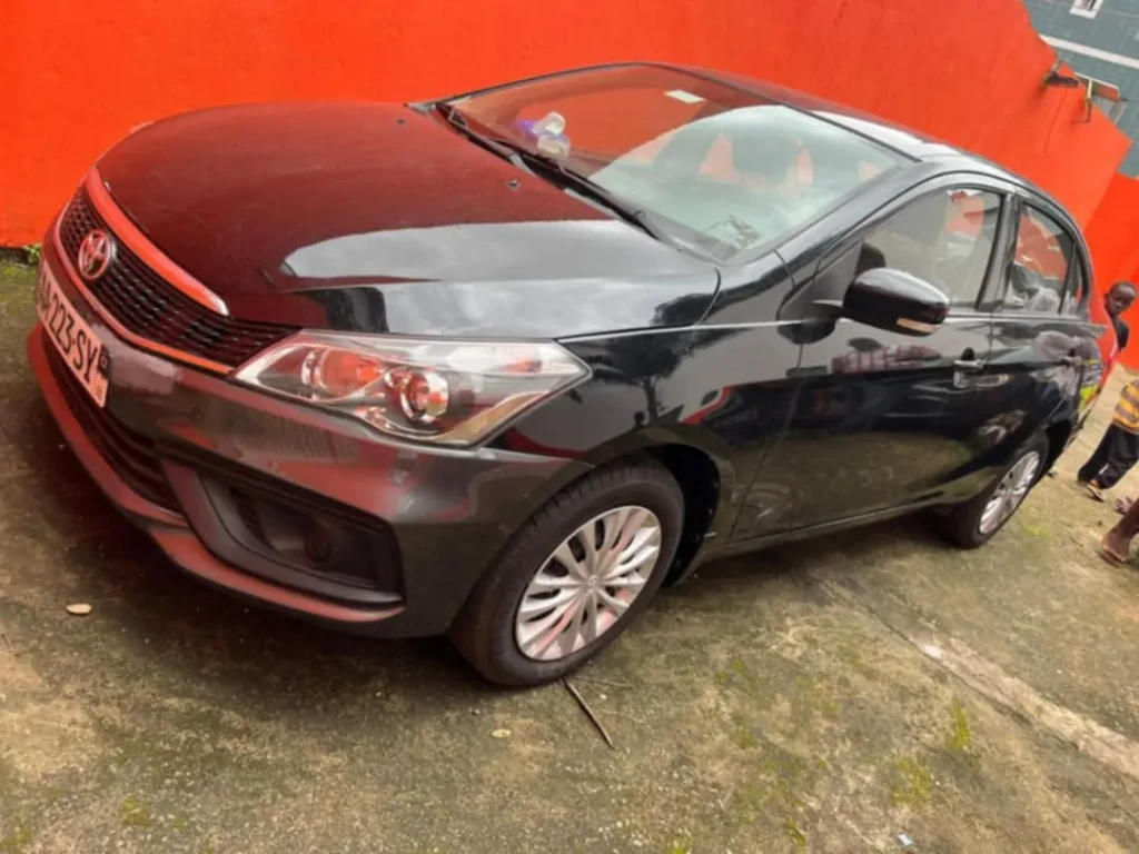 Toyota BELTA à vendre Abidjan - Voiture Côte d'Ivoire