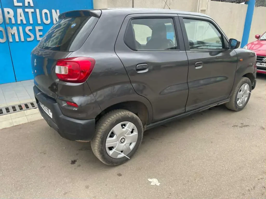 Suzuki Expresso à vendre Abidjan - Voiture Côte d'Ivoire