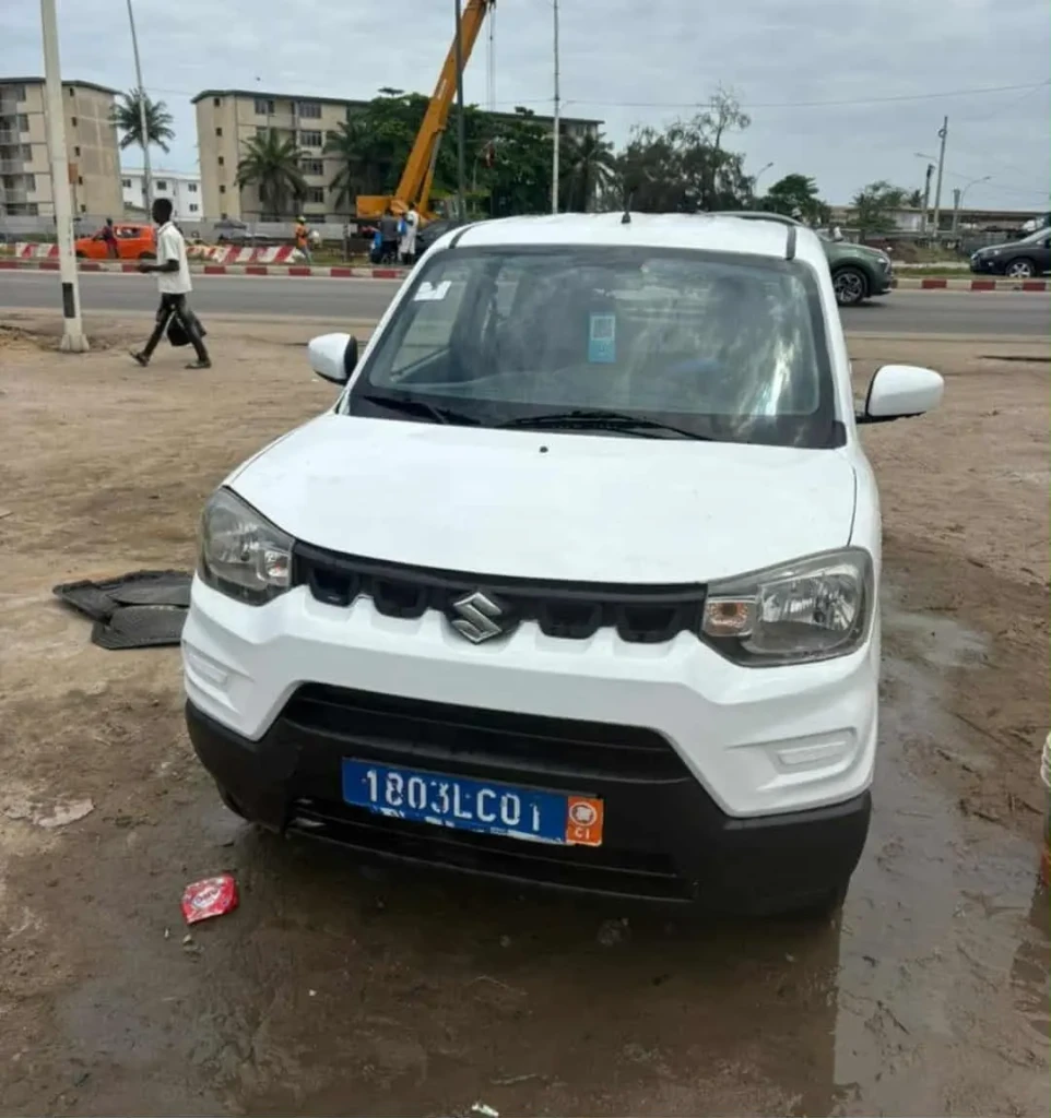 Suzuki Expresso à vendre Abidjan - Voiture Côte d'Ivoire