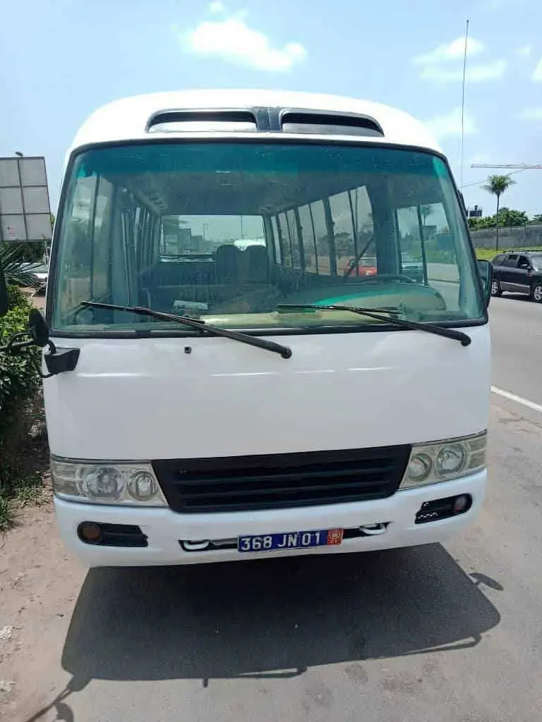 Hyundai COASTER à vendre Abidjan - Voiture Côte d'Ivoire