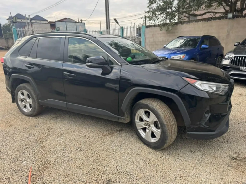 Toyota Rav4 à vendre Abidjan - Voiture Côte d'Ivoire