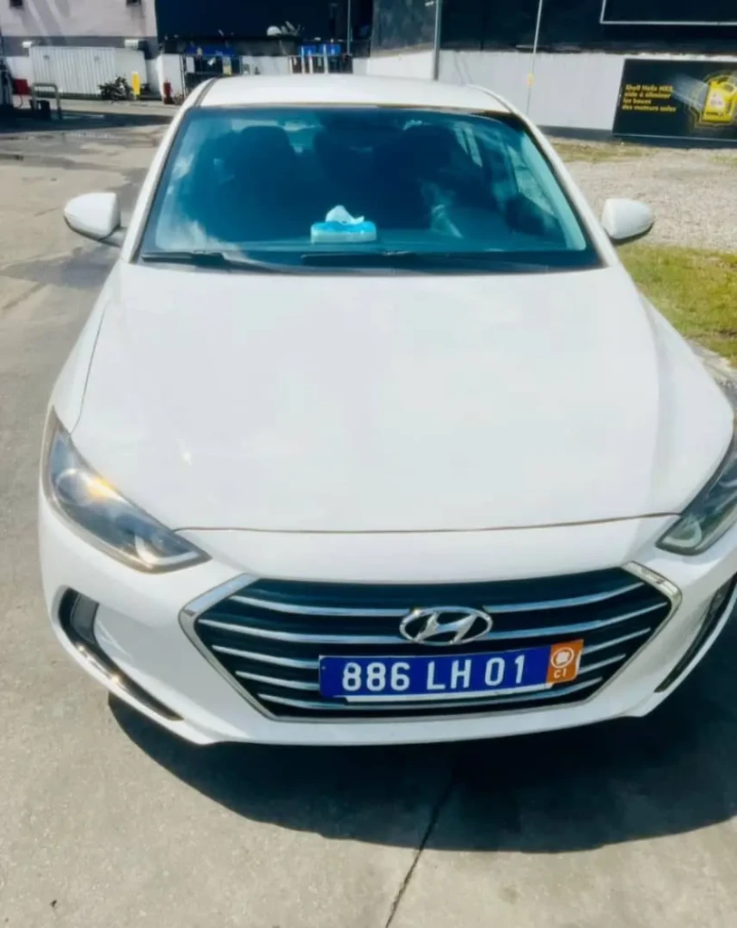 Hyundai Elantra à vendre Abidjan - Voiture Côte d'Ivoire