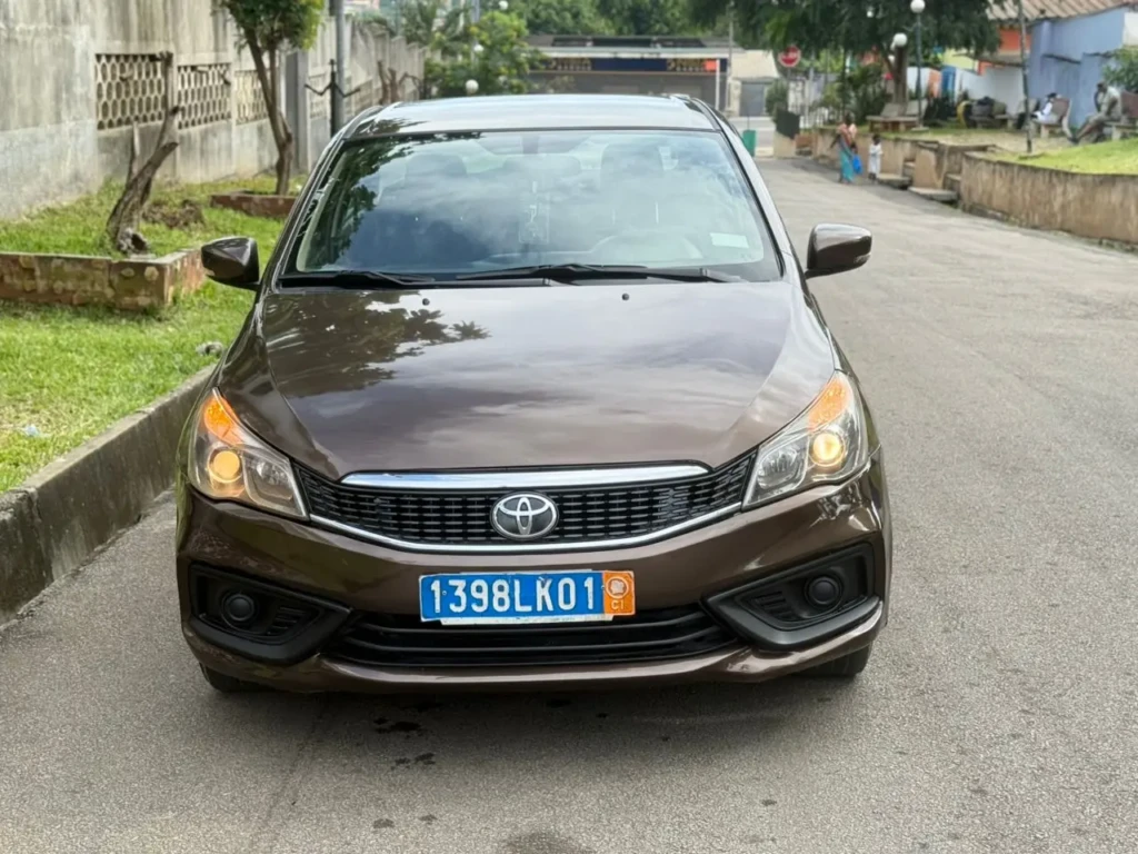 Toyota BELTA à vendre Abidjan - Voiture Côte d'Ivoire