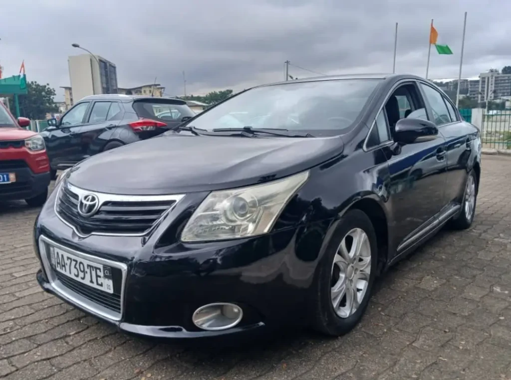 Toyota Avensis à vendre Abidjan - Voiture Côte d'Ivoire
