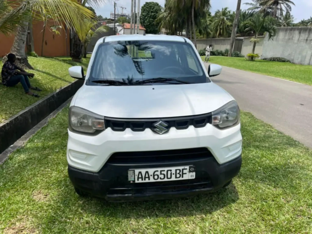 Suzuki Expresso à vendre Abidjan - Voiture Côte d'Ivoire