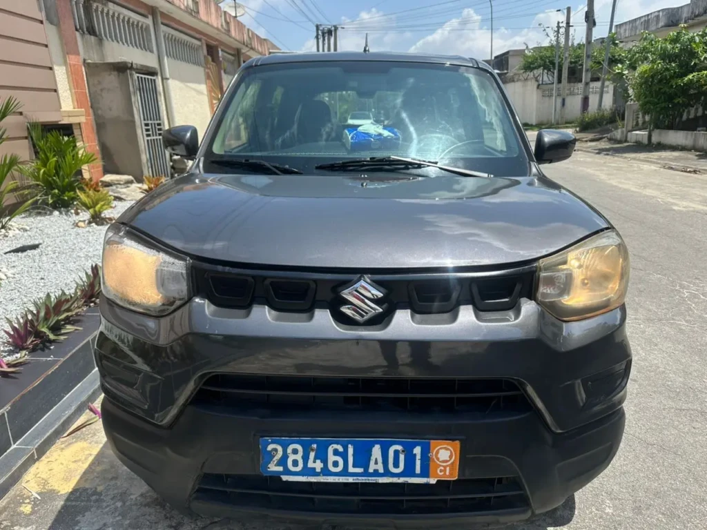 Suzuki Expresso à vendre Abidjan - Voiture Côte d'Ivoire