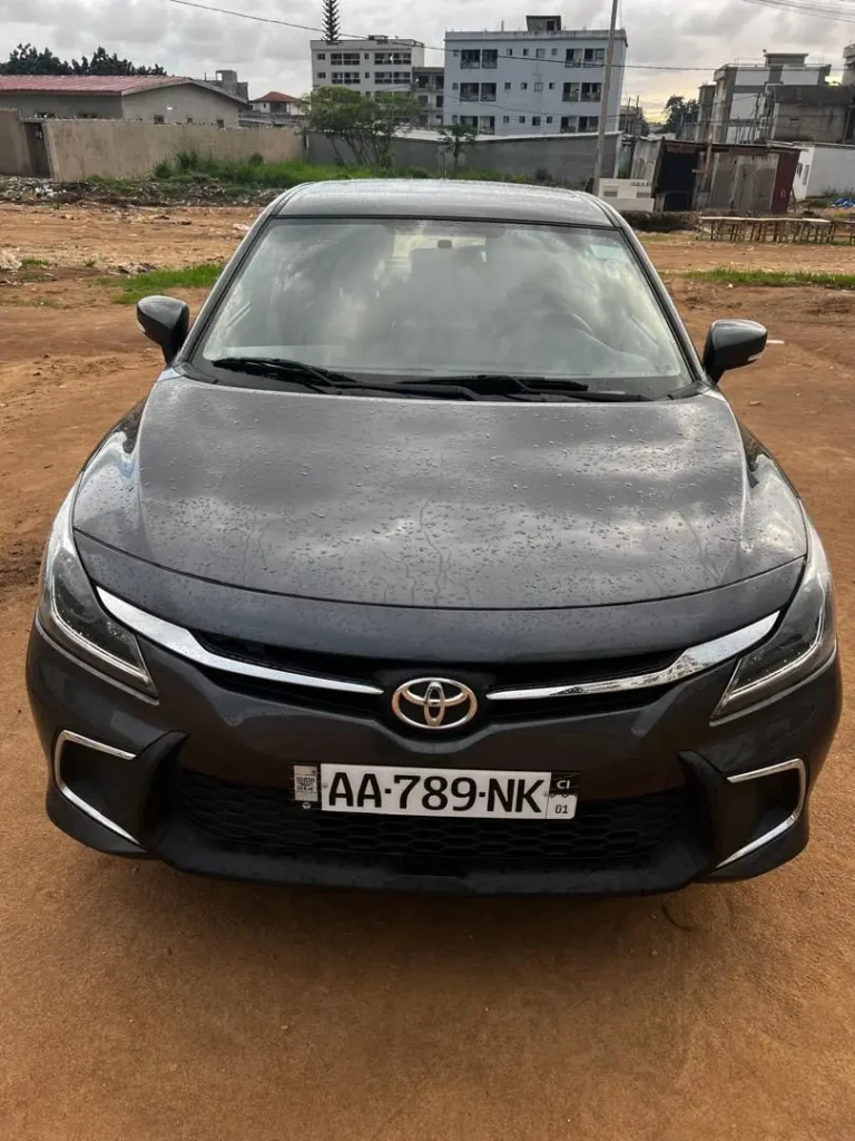 Toyota Starlette à vendre Abidjan - Voiture Côte d'Ivoire