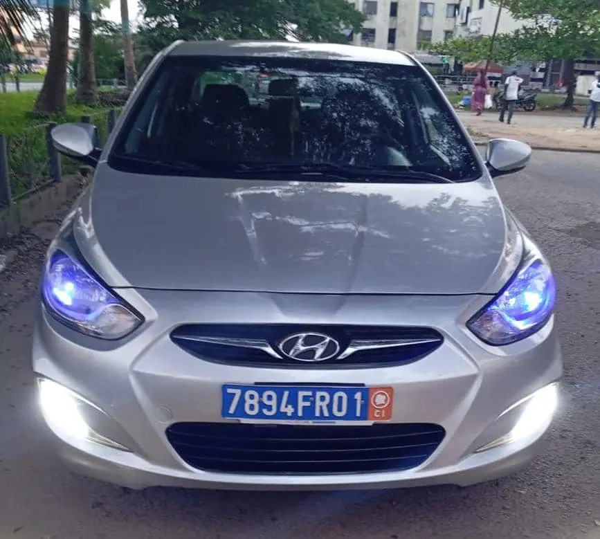 Hyundai Accent à vendre Abidjan - Voiture Côte d'Ivoire