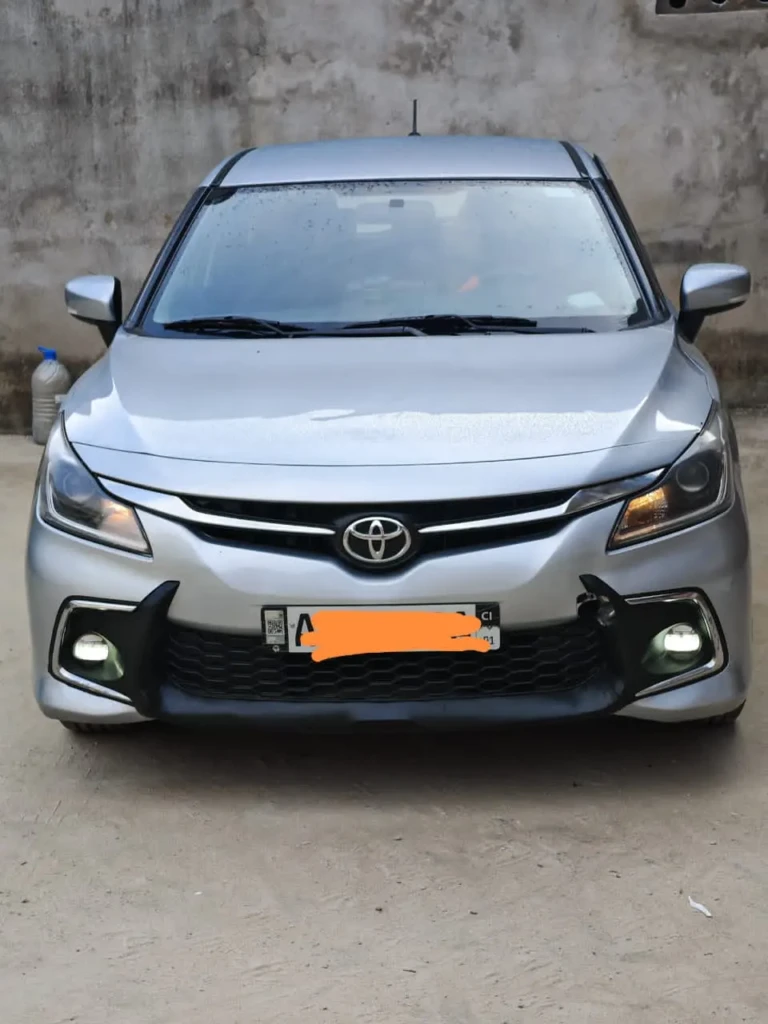 Toyota Starlette à vendre Abidjan - Voiture Côte d'Ivoire