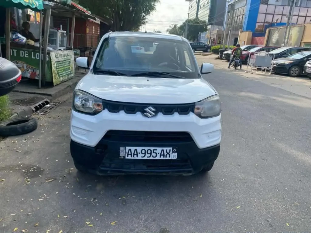 Suzuki Expresso à vendre Abidjan - Voiture Côte d'Ivoire