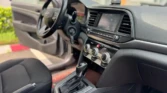 Hyundai Elantra à vendre Abidjan - Voiture Côte d'Ivoire