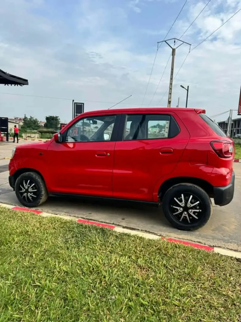 Suzuki Expresso à vendre Abidjan - Voiture Côte d'Ivoire