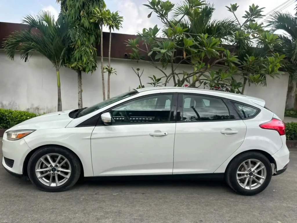 Ford Focus à vendre Abidjan - Voiture Côte d'Ivoire