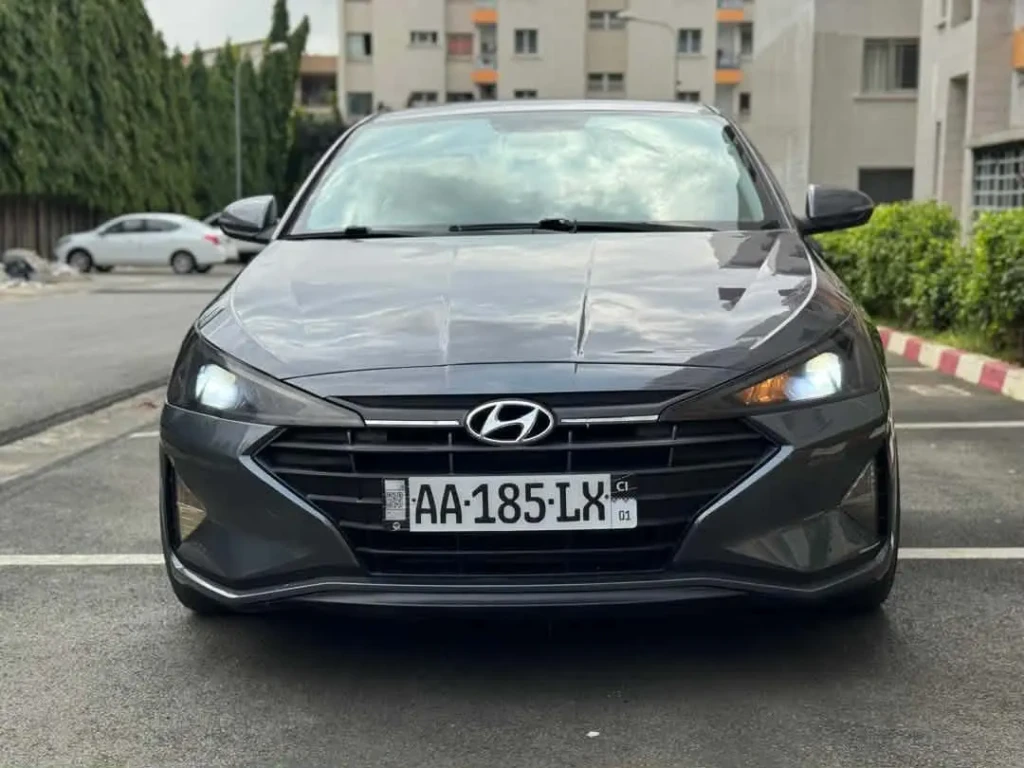 Hyundai Elantra à vendre Abidjan - Voiture Côte d'Ivoire