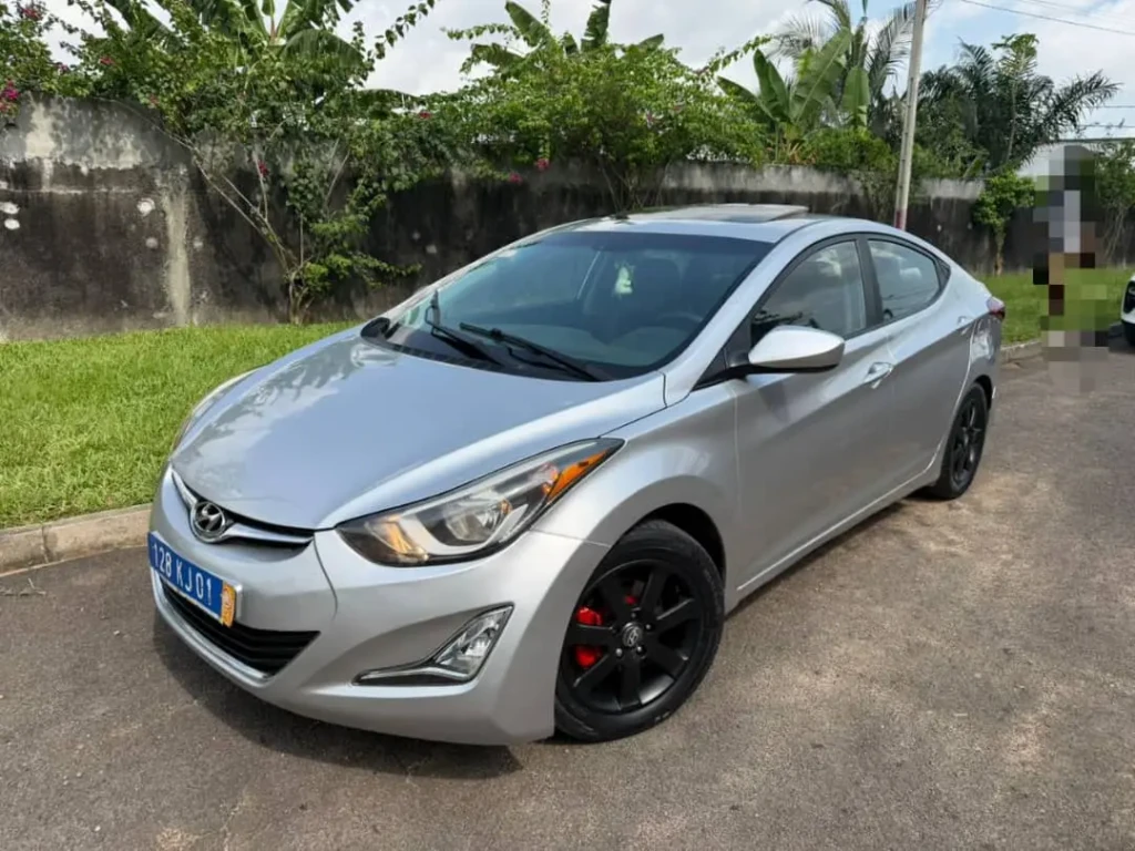Hyundai Elantra à vendre Abidjan - Voiture Côte d'Ivoire