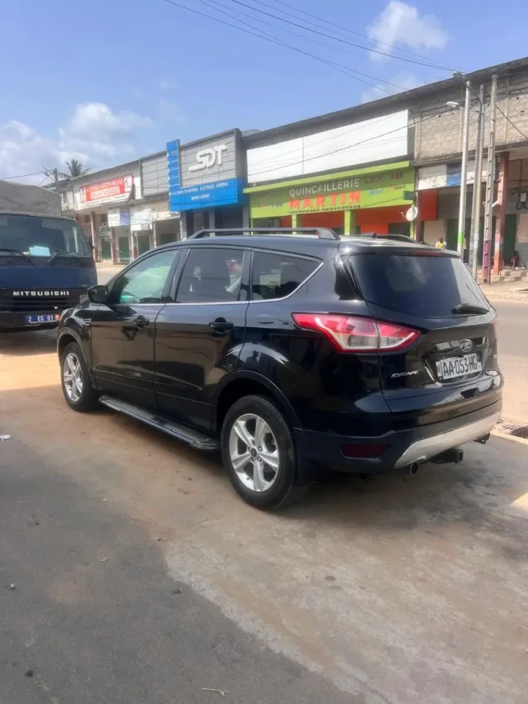 Ford ESCAPE à vendre Abidjan - Voiture Côte d'Ivoire