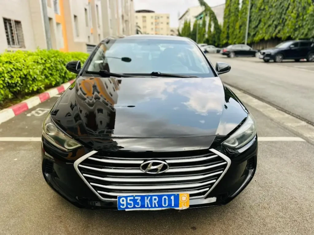 Hyundai Elantra à vendre Abidjan - Voiture Côte d'Ivoire