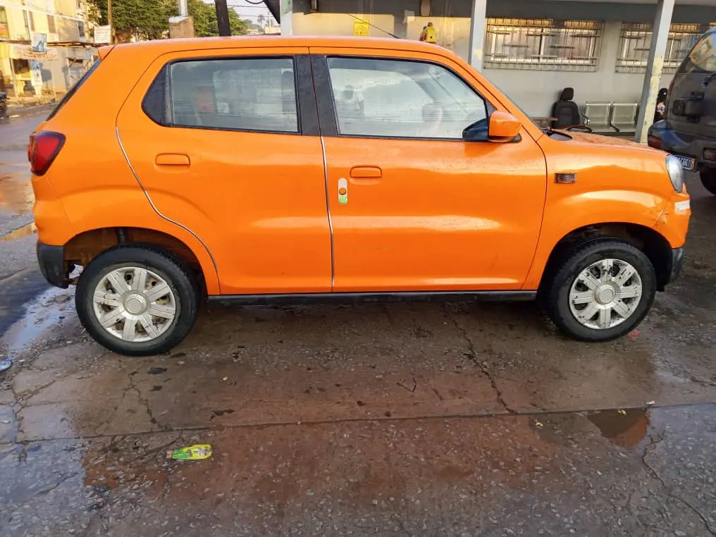 Suzuki Expresso à vendre Abidjan - Voiture Côte d'Ivoire