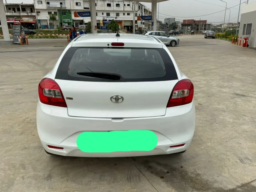 Toyota Starlet à vendre Abidjan - Voiture Côte d'Ivoire