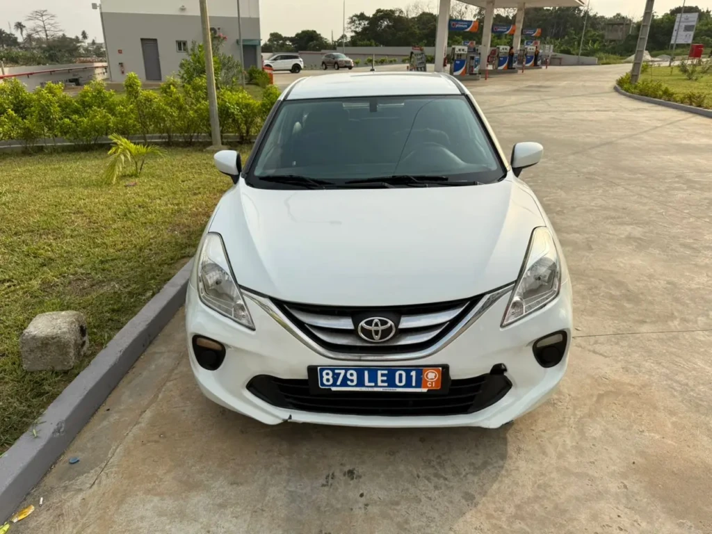 Toyota Starlette à vendre Abidjan - Voiture Côte d'Ivoire