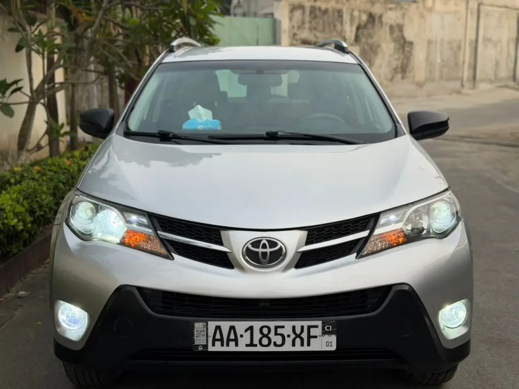 Toyota Rav4 à vendre Abidjan - Voiture Côte d'Ivoire