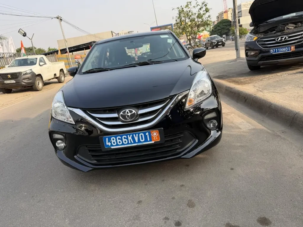 Toyota Starlette à vendre Abidjan - Voiture Côte d'Ivoire