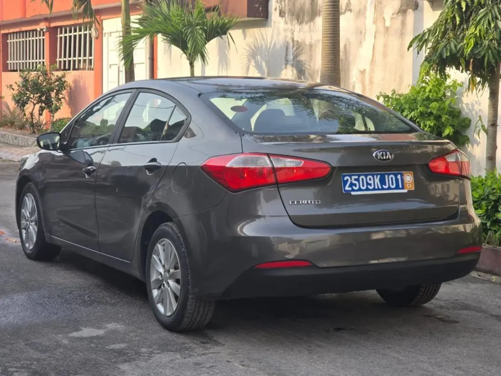 Kia Cerato à vendre Abidjan - Voiture Côte d'Ivoire