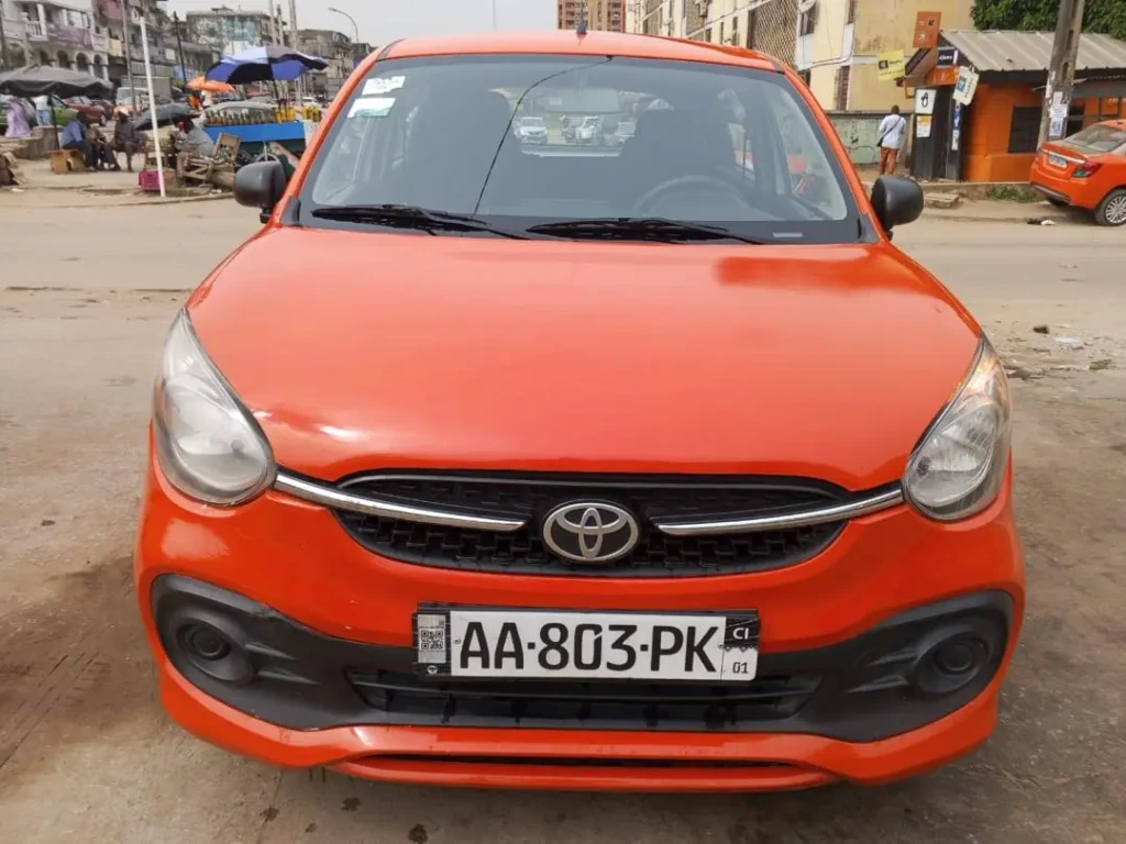 Toyota Vitz à vendre Abidjan - Voiture Côte d'Ivoire