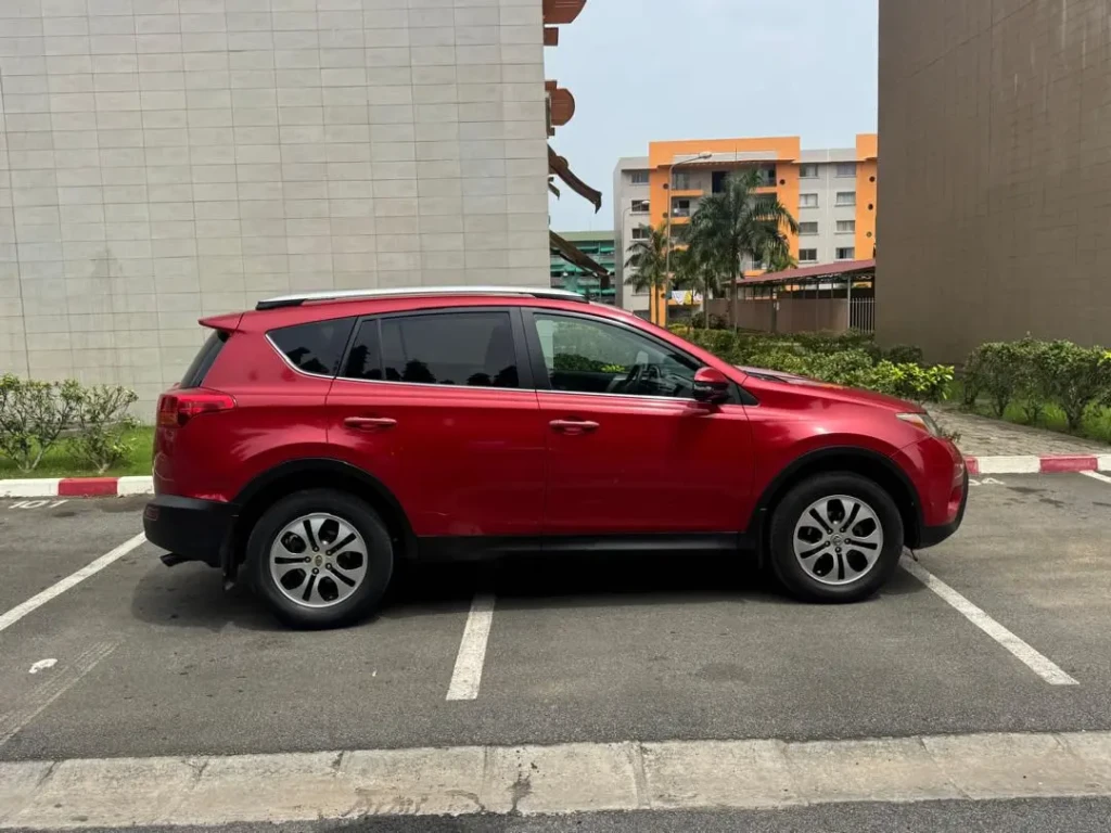 Toyota RAV 4 à vendre Abidjan - Voiture Côte d'Ivoire