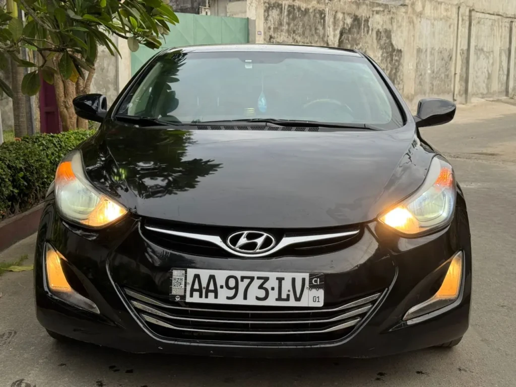 Hyundai Elantra à vendre Abidjan - Voiture Côte d'Ivoire