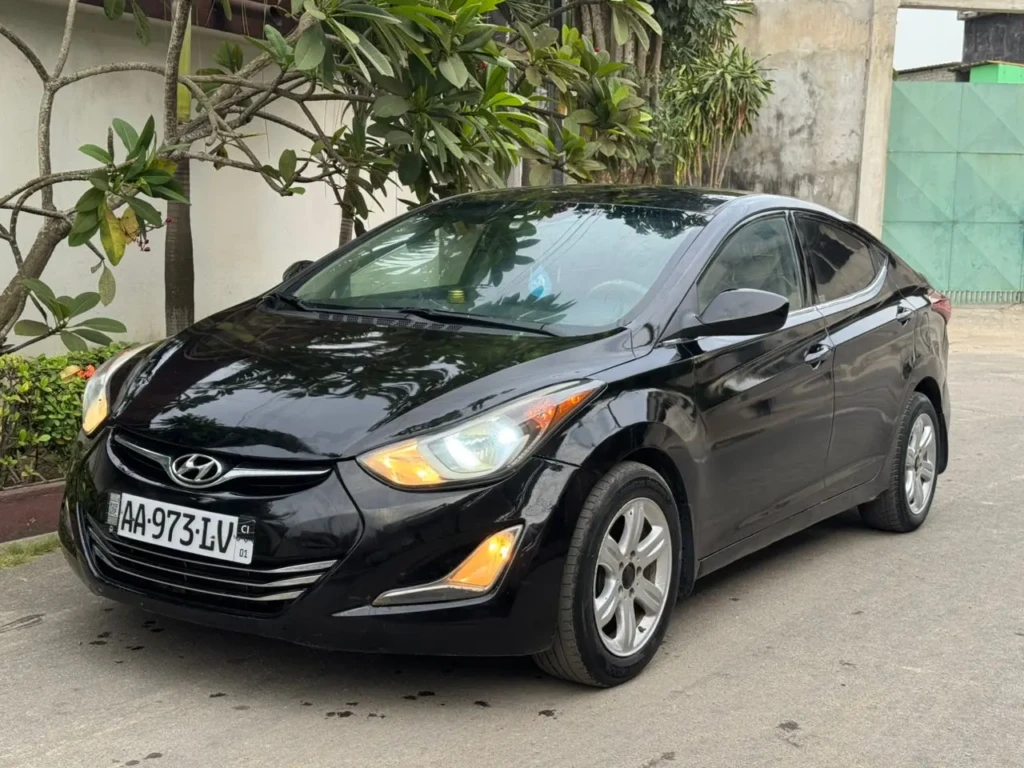 Hyundai Elantra à vendre Abidjan - Voiture Côte d'Ivoire