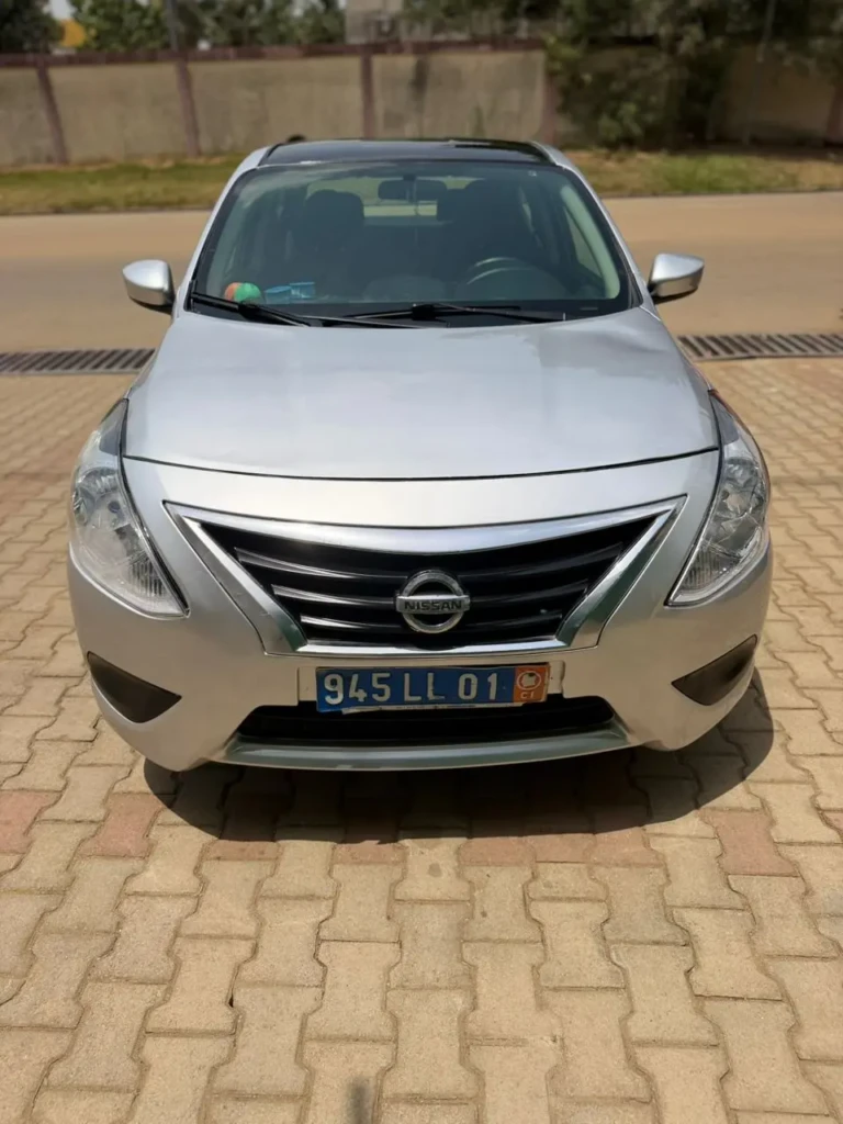 Nissan Versa à vendre Abidjan - Voiture Côte d'Ivoire