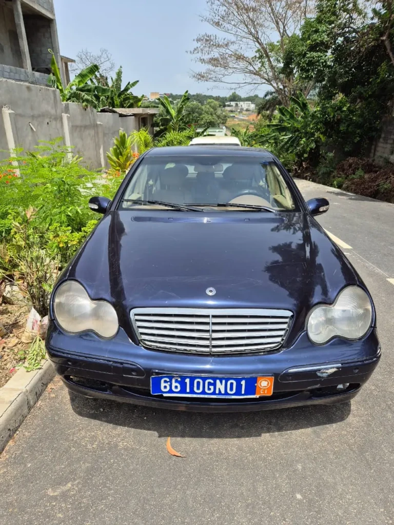 Mercedes-Benz Classe C à vendre Abidjan - Voiture Côte d'Ivoire